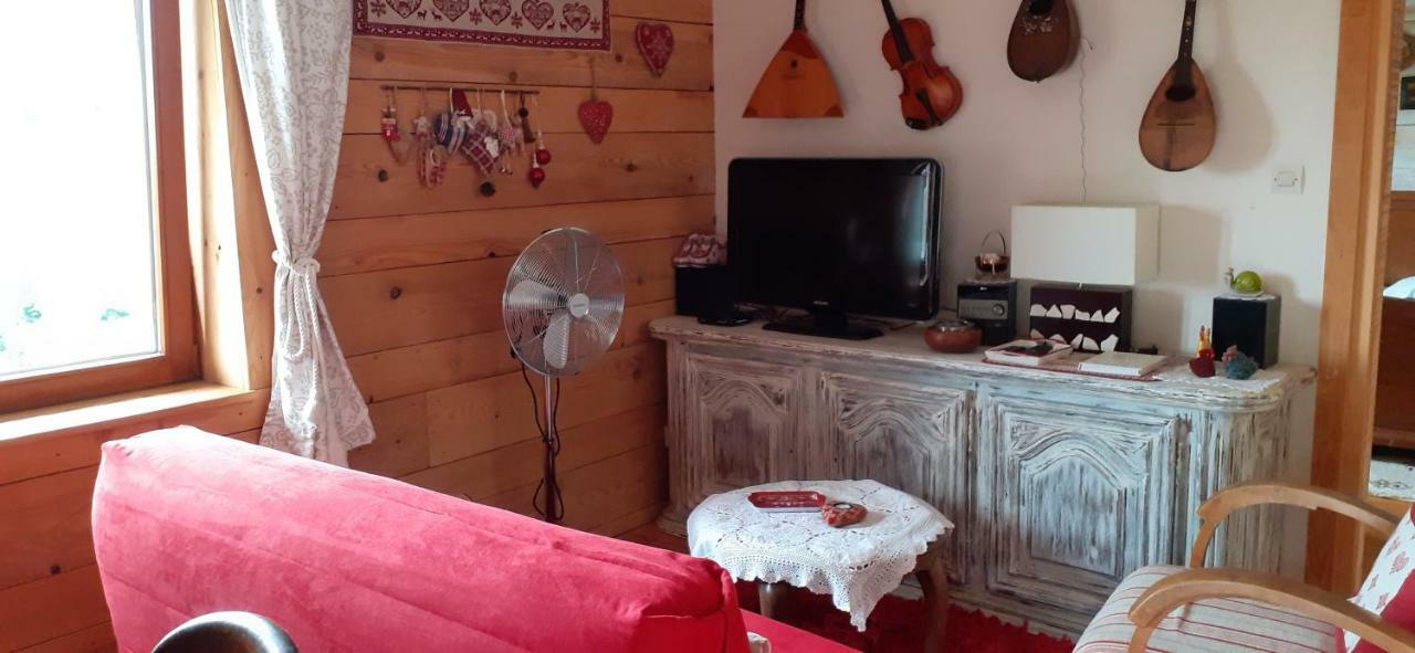 Bed and Breakfast Les Lupins Geishouse Exterior foto